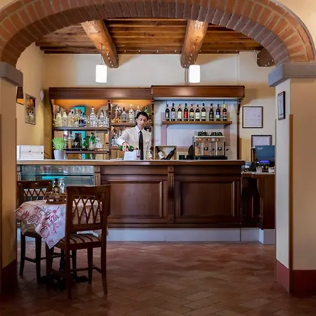 Aparthotel Residenza Serristori 4*